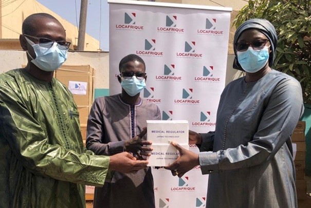 (In April 2021, a delegation led by Ms Khardiata Dramé, Locafrique's Marketing and Communication Manager, visited the administrators of the Philippe Maguilène Senghor Hospital in Yoff to hand over donations to the facility.
